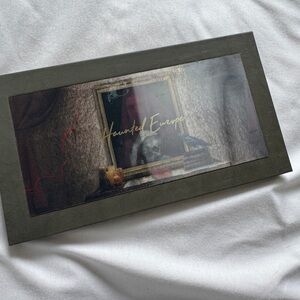 Nomad Haunted Europe Palette